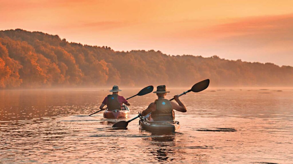 kayaking-fall-sova-blueway